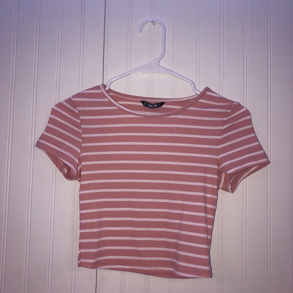 🦋Striped crop top